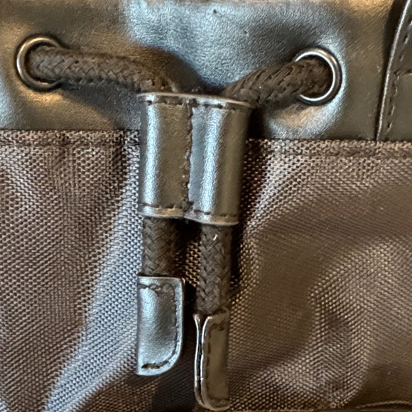 Versace Parfums Black Nylon Backpack Gold Logo Greek Key Straps NWOT - Picture 8 of 16